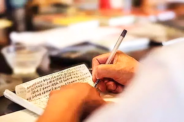 用書信承載愛